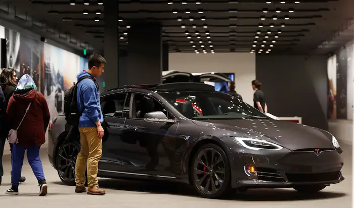 Tesla shopping experience ‘as easy as Amazon Prime:’ Morgan Stanley